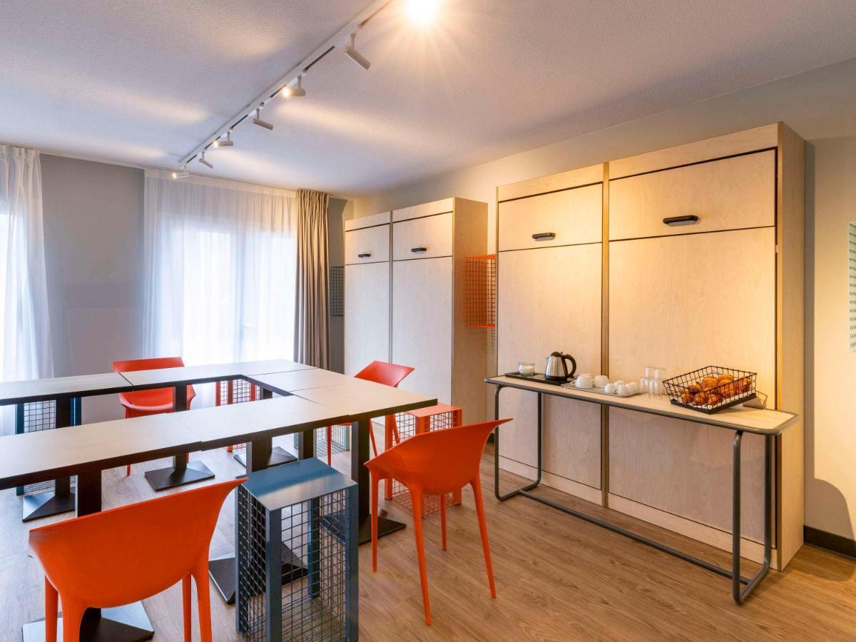 Ibis Budget Millau Viaduc Exterior photo