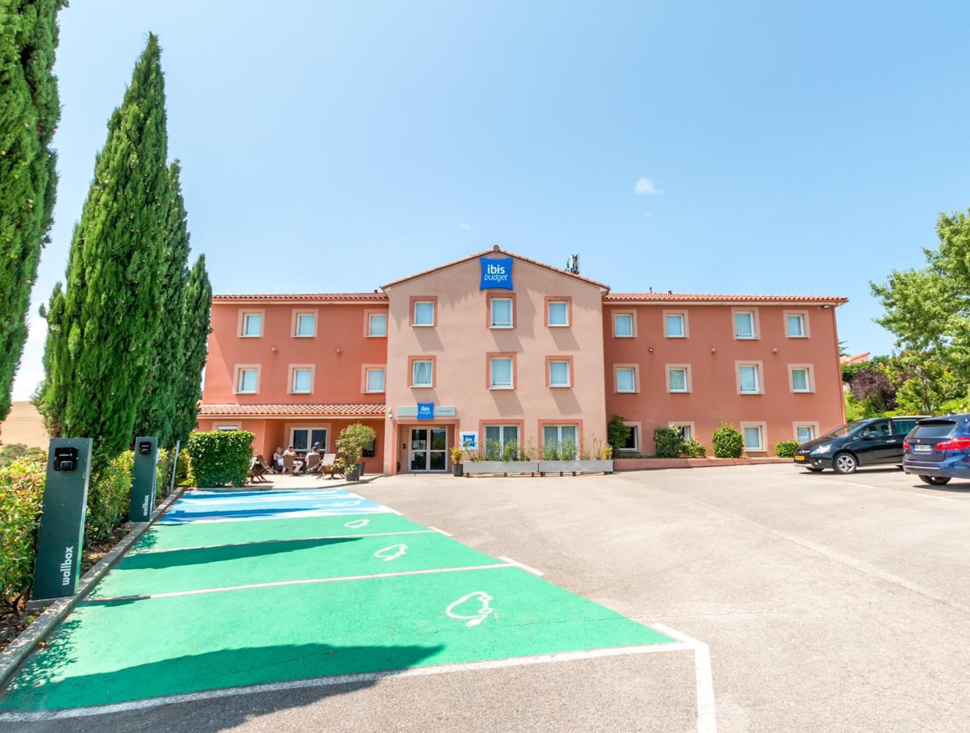 Ibis Budget Millau Viaduc Exterior photo